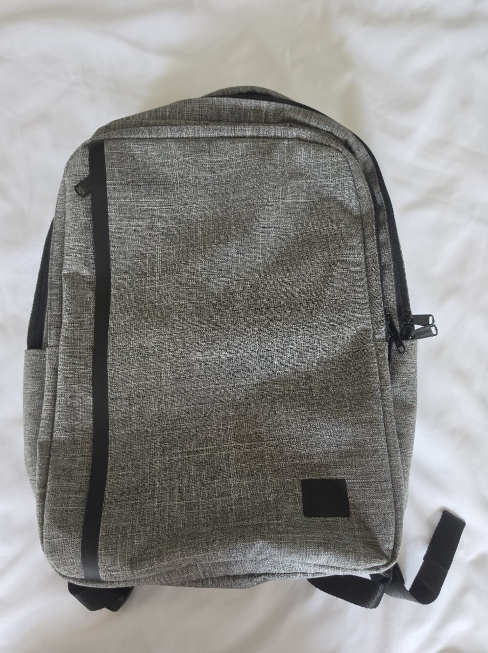 Herschel Supply Company 20L Travel Daypack Tech Backpack Raven Crosshatch Gray